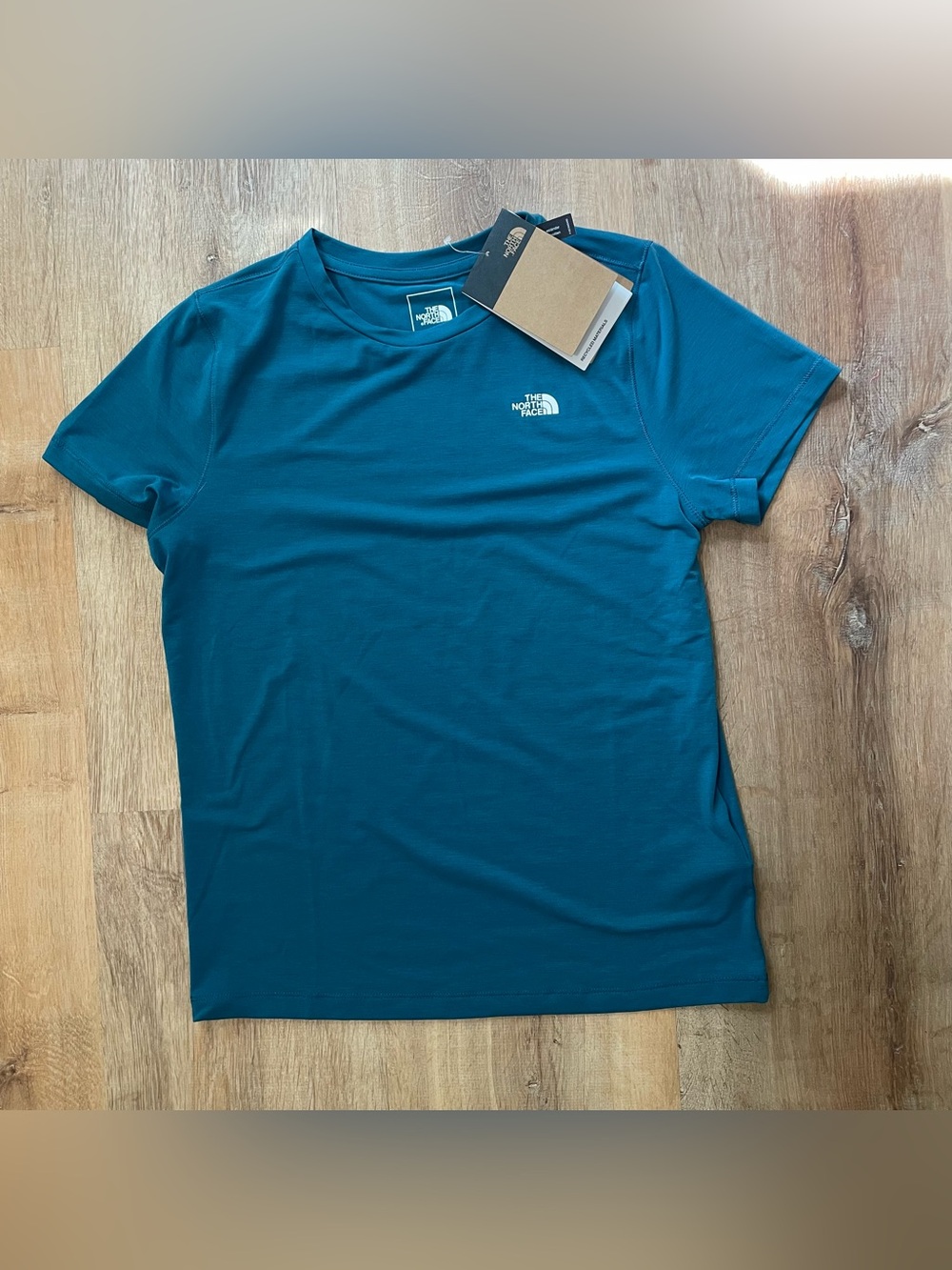 New womens The North Face Teal Tee shirt
